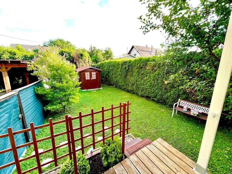 Schoene Wohnung Mit Eigenen Eingang Und Terrasse Gosseling Esterno foto